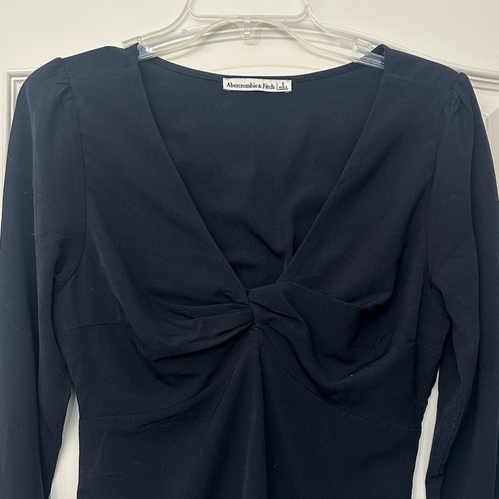 Abercrombie & Fitch Black Twist Front Blouse - Picture 1 of 4